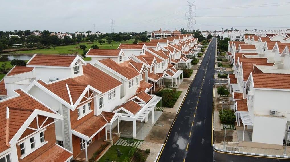 Welcome To Serenity-Luxury Villa At Prestige Augusta Golf Village Bangalore Eksteriør bilde